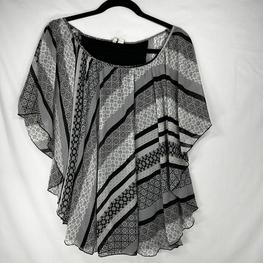 Vintage Y2K Black and White Patchwork Poncho Blouse 14/16W